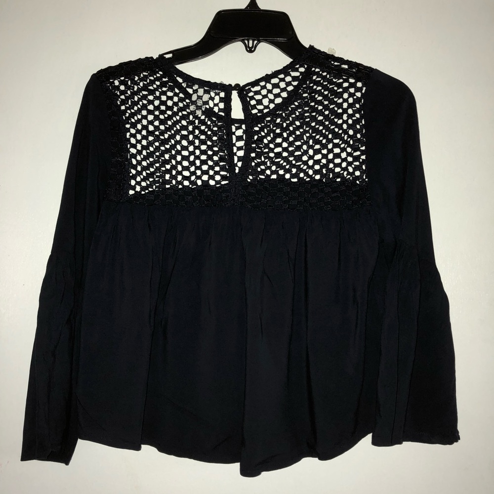 Navy blue 3/4 sleeve top